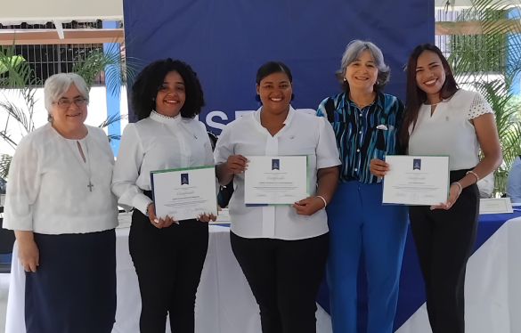 Acto de Clausura del ISFODOSU certifica a 156 docentes participantes de Proyectos de Extensión 2025-2026 – NOTA 2 – 8